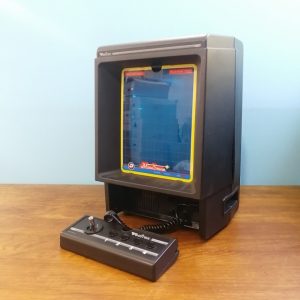 Vectrex – console de jeu à affichage vectoriel GCE / Milton Bradley 1982, collection Retro Computing Club